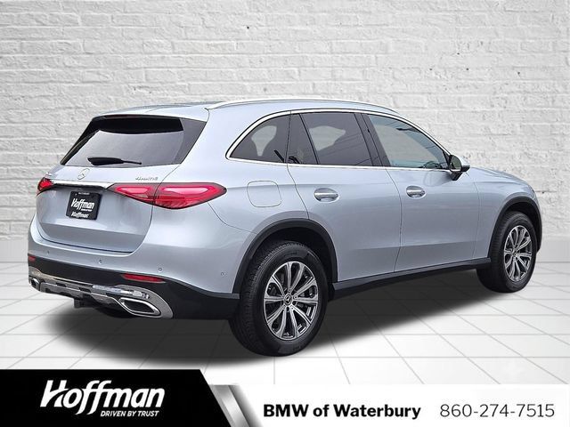 Used 2024 Mercedes-Benz GLC 300 4MATIC w/ Advanced USB Package image 7