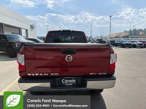 Used 2019 Nissan Titan SV AWD/4WD image 6