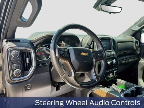 Used 2021 Chevrolet Silverado 1500 High Country w/ Technology Package AWD/4WD image 14