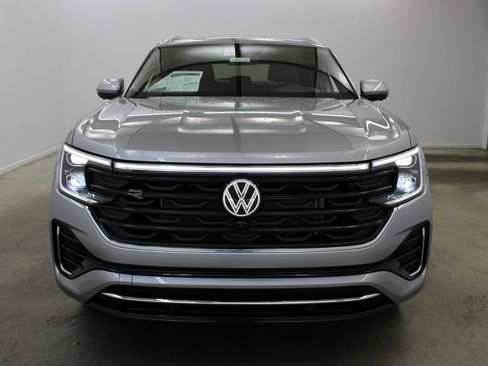 New 2025 Volkswagen Atlas Cross Sport SEL Premium R-Line AWD/4WD image 8