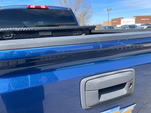 Used 2019 Chevrolet Silverado 1500 LT w/ All Star Edition AWD/4WD image 30