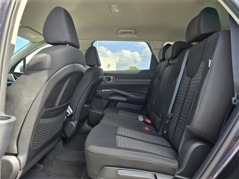 New 2026 Kia Sorento LX image 17