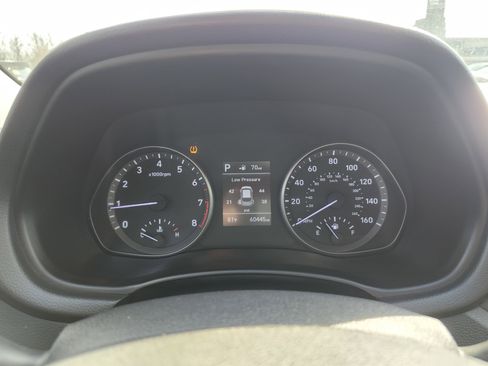 Used 2020 Hyundai Elantra GT image 20