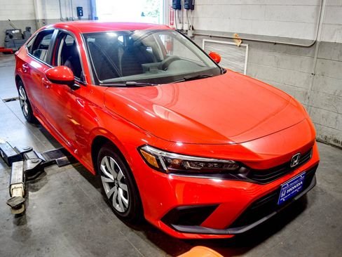Used 2023 Honda Civic LX image 15