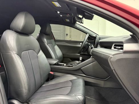 Used 2023 Kia K5 GT-Line image 11