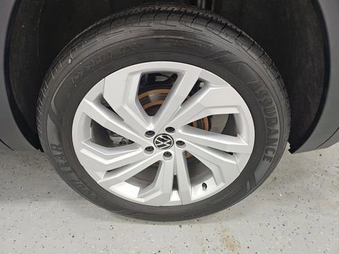 Used 2023 Volkswagen Atlas SE FWD image 13