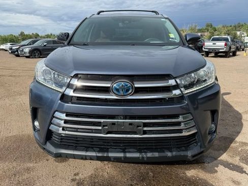 Used 2018 Toyota Highlander Limited Platinum AWD/4WD image 9