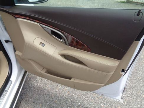 Used 2012 Buick LaCrosse Premium FWD image 24