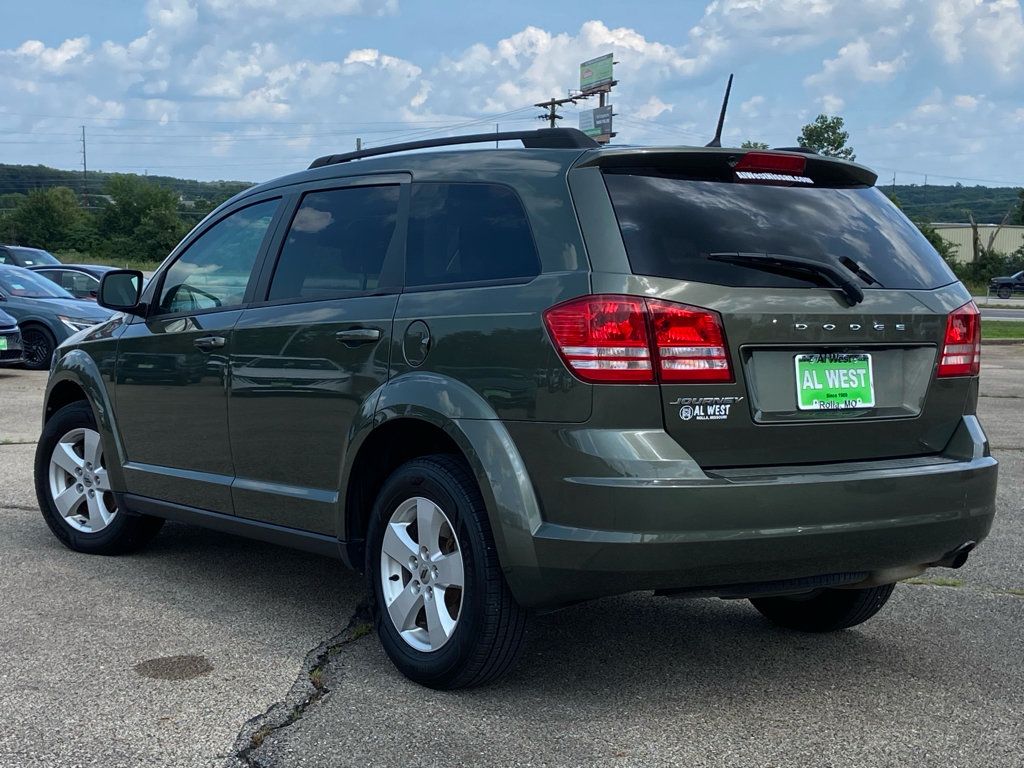 Used 2018 Dodge Journey SE FWD image 5