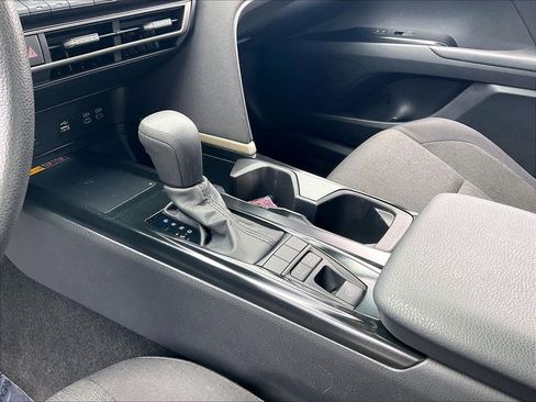 Used 2025 Toyota Camry LE FWD image 19