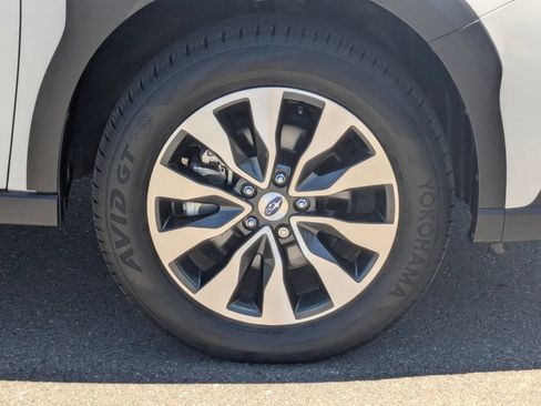 Certified 2024 Subaru Outback Limited AWD/4WD image 11