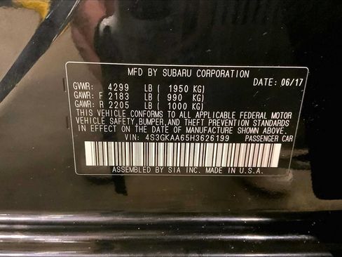 Used 2017 Subaru Impreza 2.0i AWD/4WD image 32