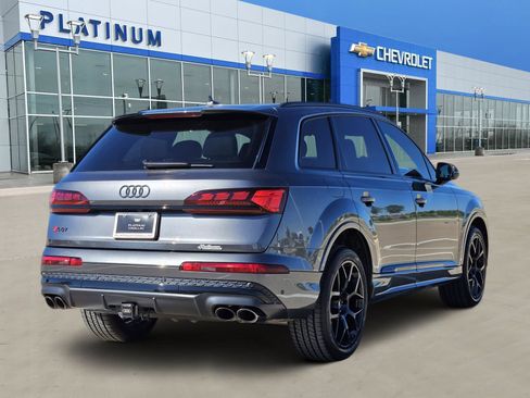 Used 2025 Audi SQ7 Prestige w/ Prestige Package AWD/4WD image 5