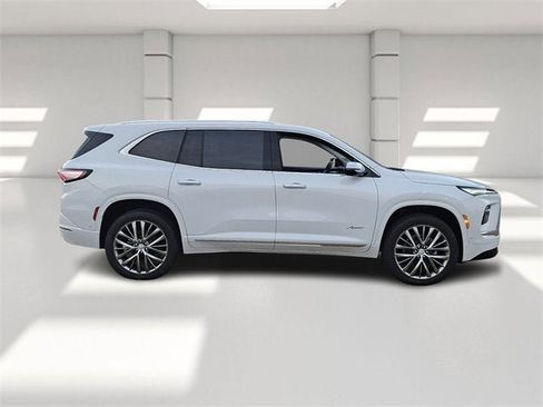 New 2026 Buick Enclave Avenir w/ Super Cruise Package image 6