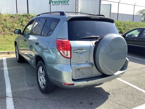 Used 2007 Toyota RAV4 2WD image 2