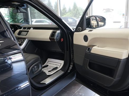 Used 2016 Land Rover Range Rover Sport HSE AWD/4WD image 45