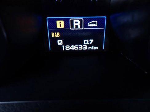 Used 2018 Subaru Outback 2.5i Limited AWD/4WD image 28