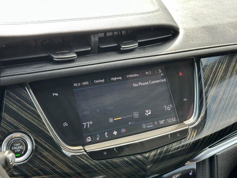 Used 2022 Cadillac XT6 Premium Luxury AWD/4WD image 25