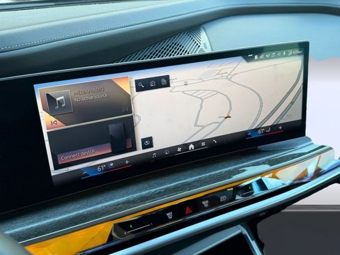 Certified 2024 BMW 760i xDrive w/ Executive Package image 28