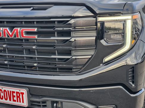 Used 2024 GMC Sierra 1500 Elevation AWD/4WD image 8