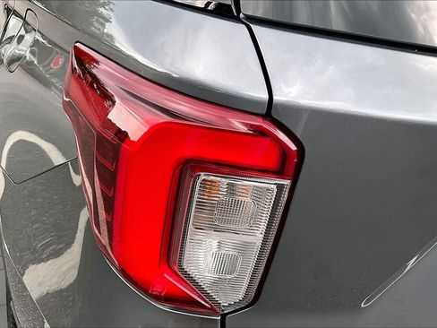 Used 2021 Ford Explorer ST w/ Equipment Group 401A AWD/4WD image 35