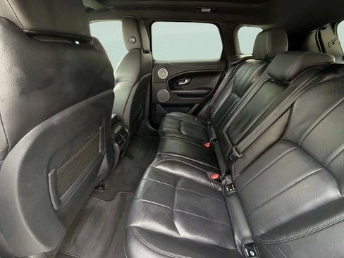 Used 2019 Land Rover Range Rover Evoque image 17