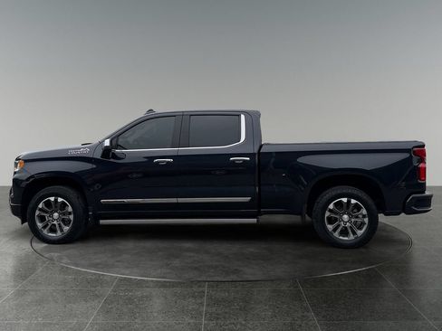 Used 2022 Chevrolet Silverado 1500 High Country w/ Z71 Off-Road Package AWD/4WD image 5