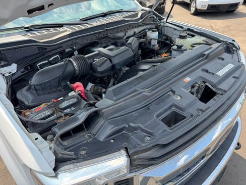 Used 2019 Ford F250 XLT AWD/4WD image 23