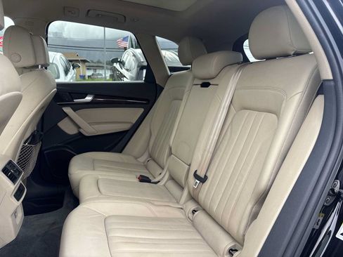Used 2018 Audi Q5 2.0T Premium Plus w/ Premium Plus Package AWD/4WD image 24