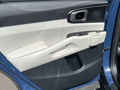 New 2025 Kia Sorento S w/ Panoramic Sunroof Package image 15