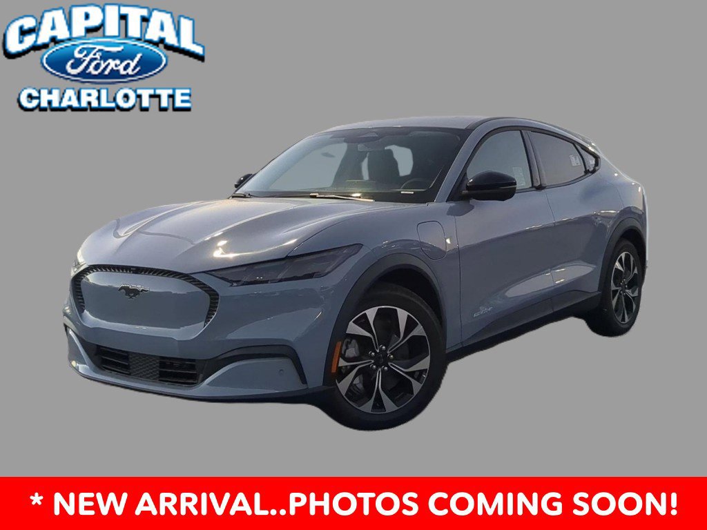 Used 2025 Ford Mustang Mach-E Select RWD image 2