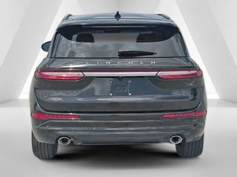 Used 2025 Lincoln Corsair AWD w/ Jet Appearance Package image 6