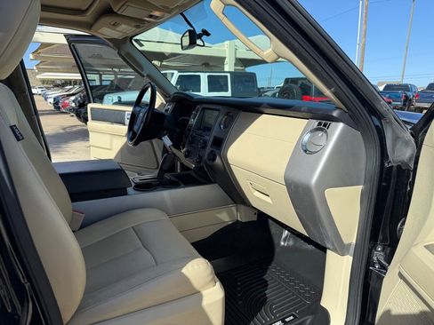 Used 2016 Ford Expedition EL XLT w/ Equipment Group 202A image 15