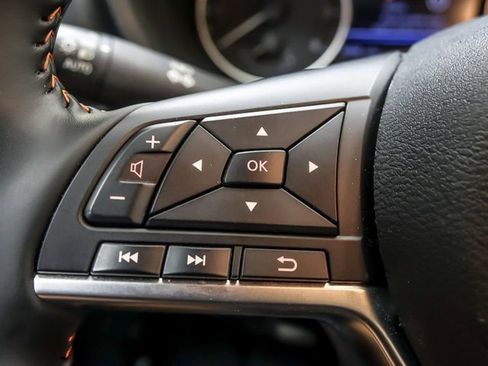 Used 2025 Nissan Sentra SR image 15