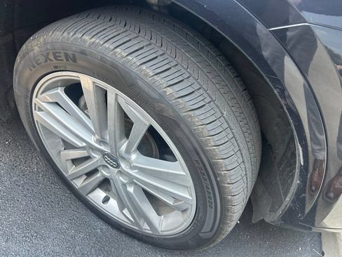 Used 2018 Audi Q5 2.0T Premium Plus w/ Premium Plus Package AWD/4WD image 5
