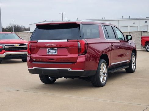New 2026 GMC Yukon XL Elevation w/ LPO, Floor Liner Package RWD image 7