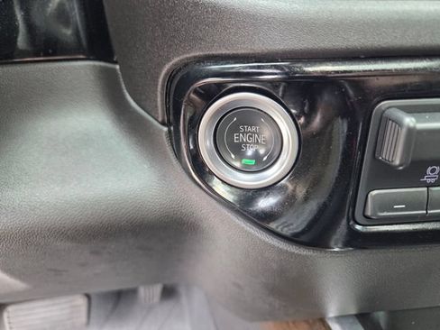 Used 2025 Chevrolet Silverado 2500 High Country w/ Technology Package AWD/4WD image 28