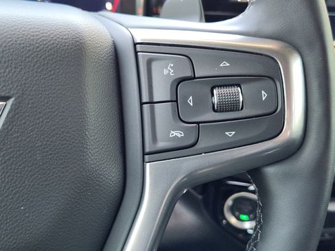 Used 2025 Chevrolet Silverado 1500 LTZ AWD/4WD image 23