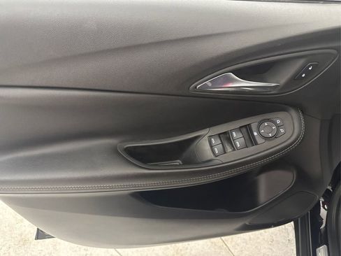 Used 2021 Buick Encore GX Select image 35