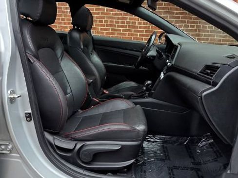 Used 2019 Hyundai Elantra Sport w/ Cargo Package FWD image 11