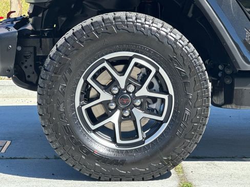 New 2026 Jeep Gladiator Rubicon image 25