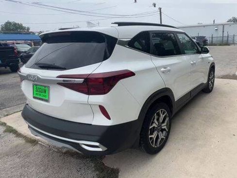 Used 2022 Kia Seltos EX AWD/4WD image 8