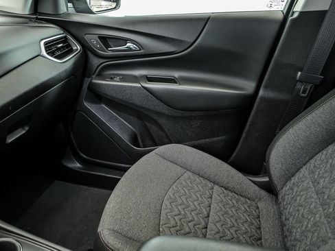 Used 2022 Chevrolet Equinox LT AWD/4WD image 24