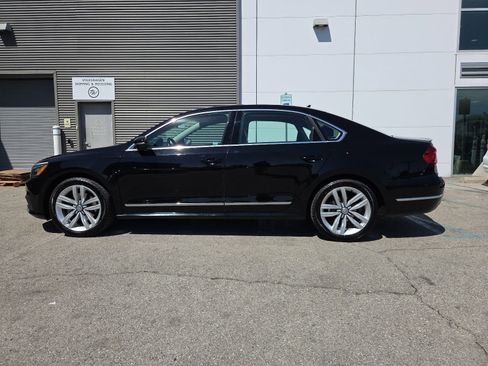Used 2016 Volkswagen Passat 1.8T SEL Premium FWD image 8