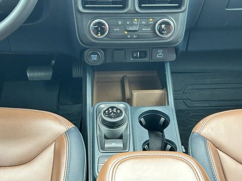 Used 2023 Ford Maverick Lariat w/ Equipment Group 500A Standard image 16