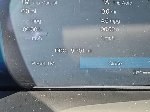 Used 2025 Volvo XC60 B5 Ultra w/ Protection Package Premier image 6