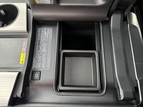 Used 2024 Lexus LX 600 F Sport image 24