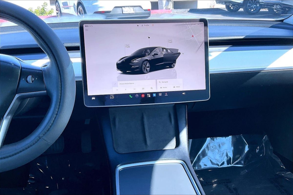 Used 2022 Tesla Model 3 Long Range AWD/4WD image 6