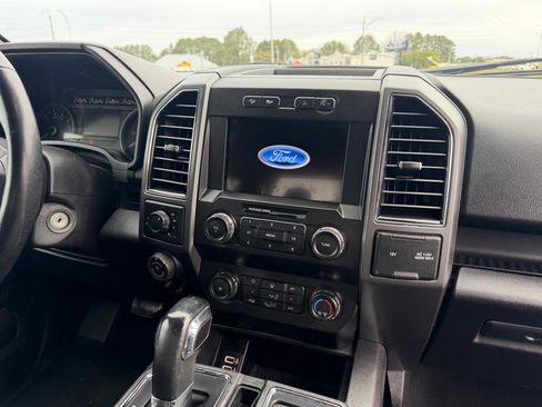 Used 2020 Ford F150 XLT w/ Equipment Group 302A Luxury image 9
