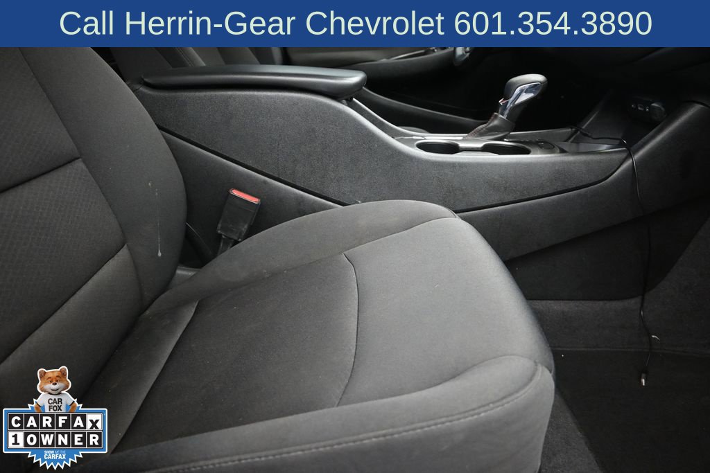 Used 2023 Chevrolet Malibu RS FWD image 24